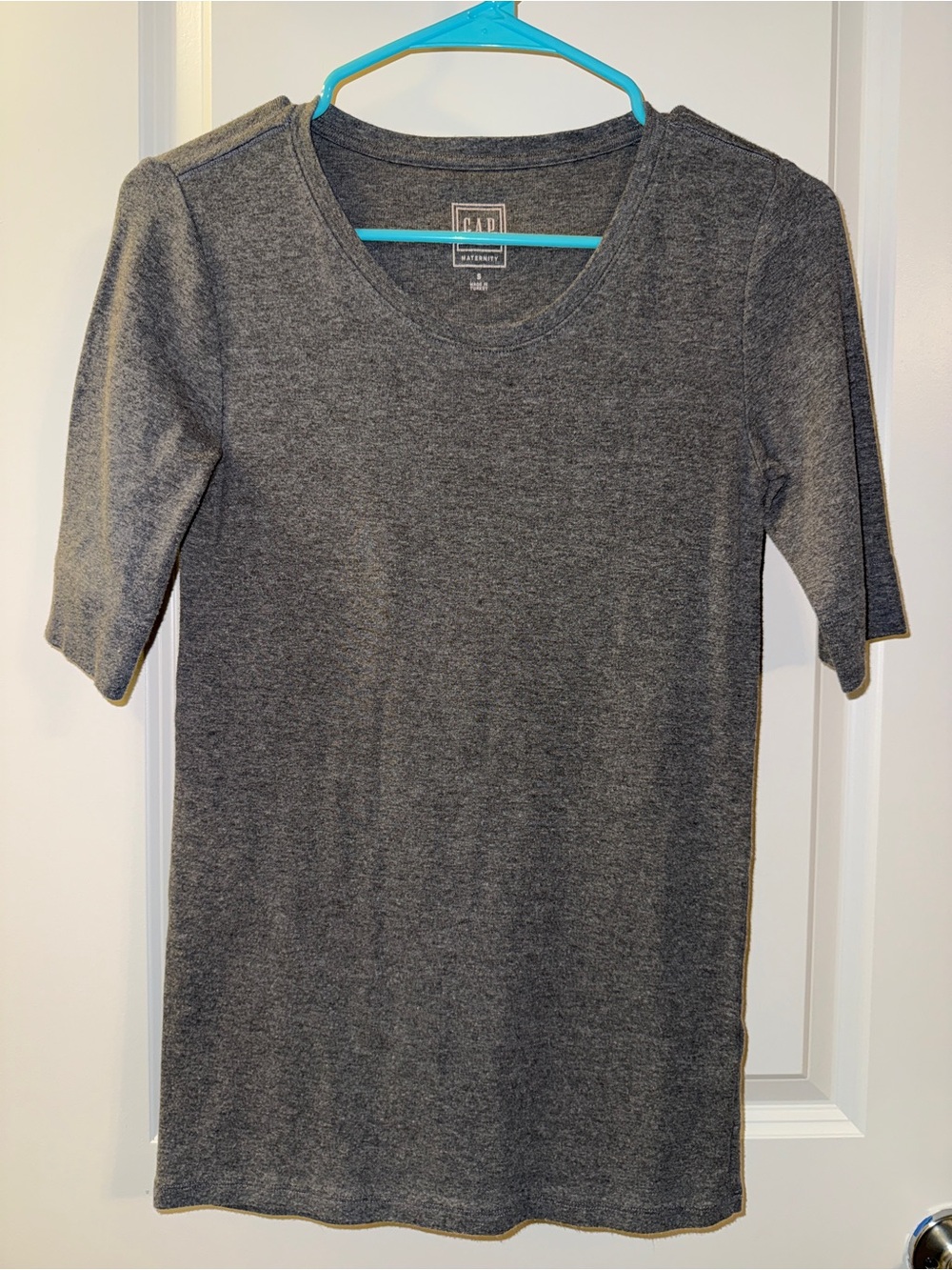 GAP Maternity Heather Gray Scoop Neck Tee